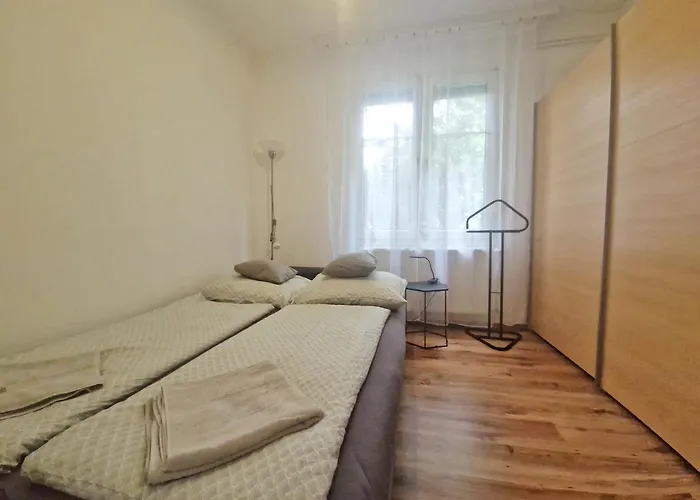 Clarissa Apartman Eger